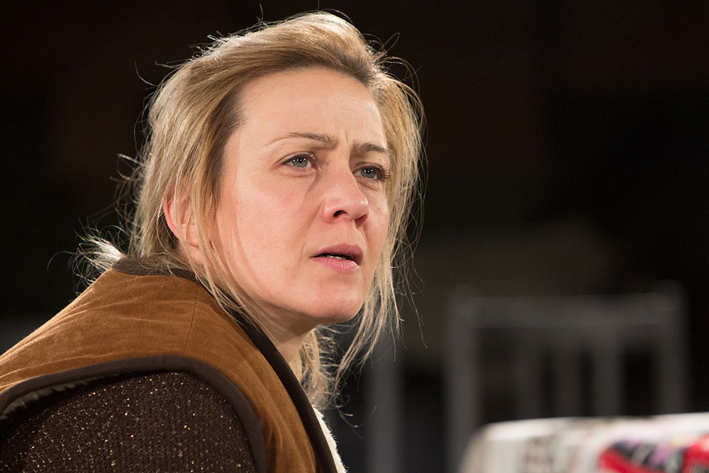 Jelenet A sötétség hatalma című előadásból