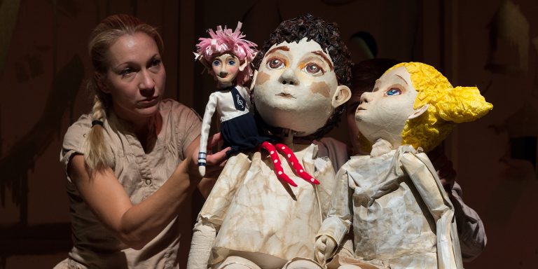 Jelenet A titoktündér című előadásból