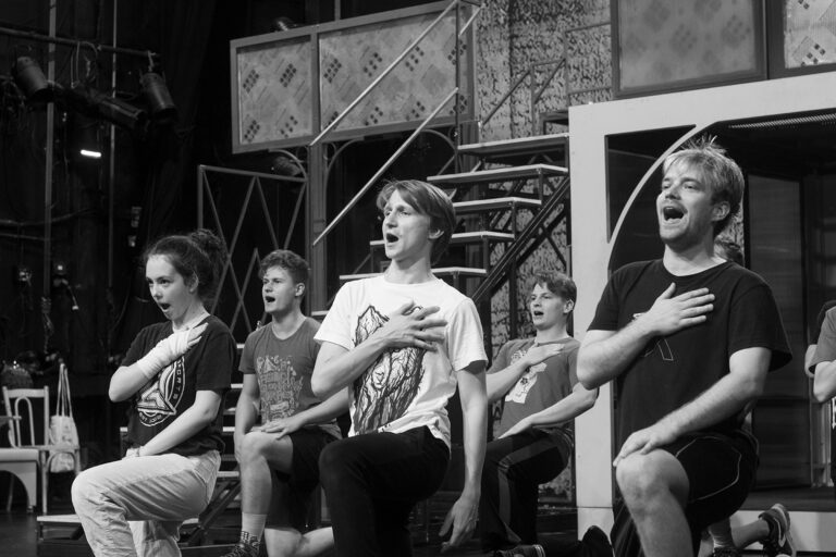 Az Emil és a detektívek című előadás próbája