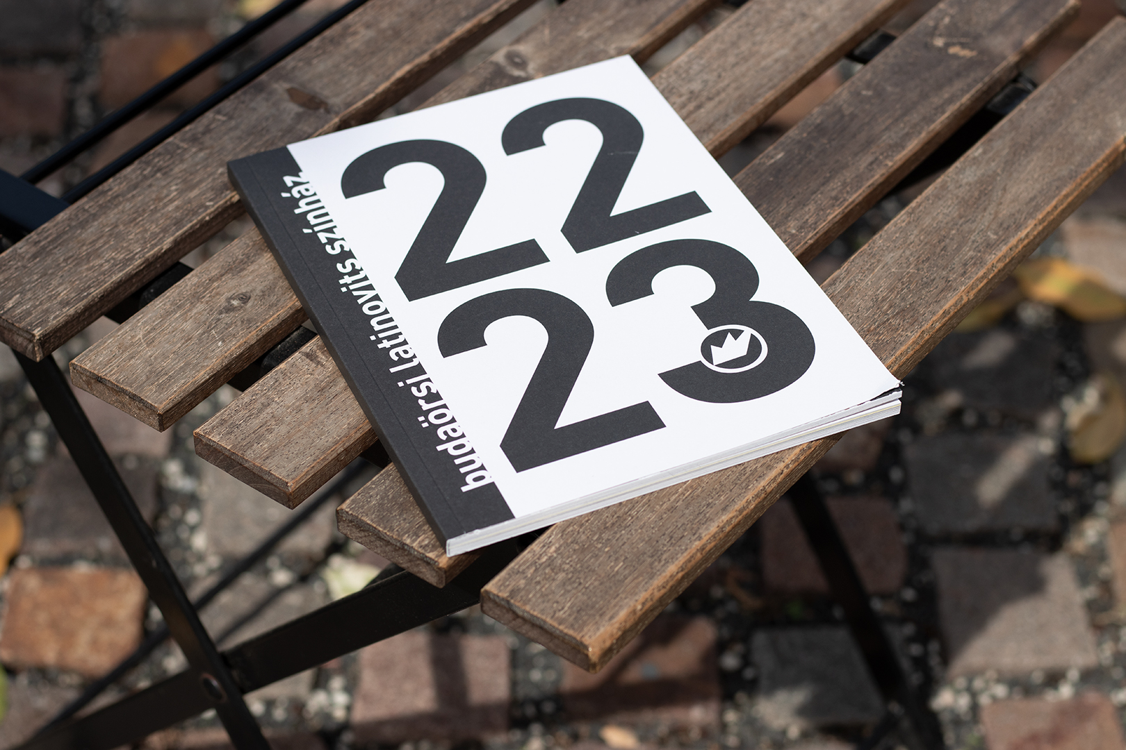 A Budaörsi Latinovits Színház évadkönyve (2022/2023)