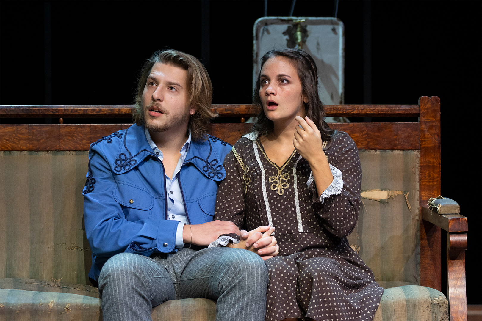 Jelenet Az üzlet az üzlet, avagy eladó a menyasszony című előadásból