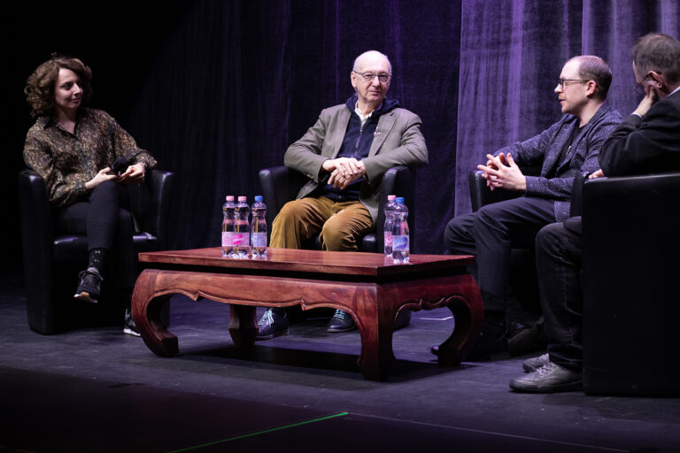 A Magyar Színházi Társaság Jó kérdés - Klasszikusok újragondolva: Budaörs, Székesfehérvár című színházszakmai beszélgetése